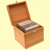 Подарочный футляр для хранения CD-дисков Подарочный футляр для хранения CD-дисков. Массив бука.